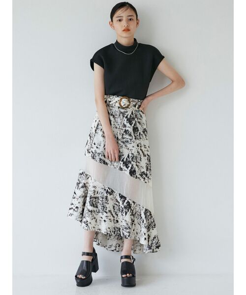 MURUA（ムルーア）の「ウェーブシアーマキシスカート（スカート・レディース・ブラック/その他1・FREE）」の8枚目の写真