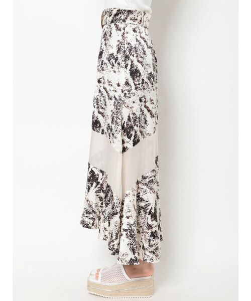 MURUA（ムルーア）の「ウェーブシアーマキシスカート（スカート・レディース・ブラック/その他1・FREE）」の18枚目の写真