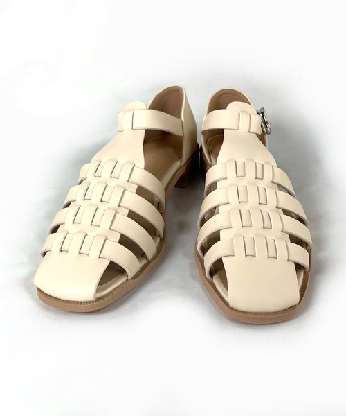 Fabby fabby(ファビィーファビィー)の「グルカサンダル(サンダル・レディース・ブラック/ベージュ/オフホワイト・M/L)」の10枚目の写真