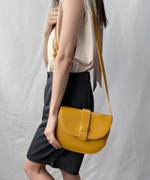 CLEA（クレア）の「アースカラーフラップショルダーバッグ（ショルダーバッグ・レディース・グリーン/アイボリー/キャメル・FREE）」の12枚目の写真