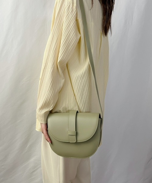 CLEA（クレア）の「アースカラーフラップショルダーバッグ（ショルダーバッグ・レディース・グリーン/アイボリー/キャメル・FREE）」の7枚目の写真