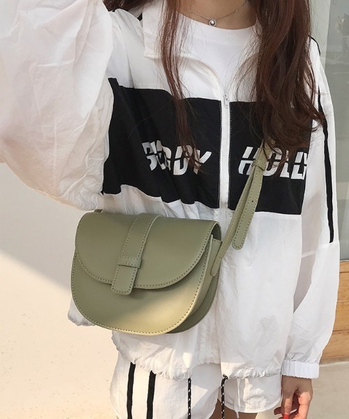 CLEA（クレア）の「アースカラーフラップショルダーバッグ（ショルダーバッグ・レディース・グリーン/アイボリー/キャメル・FREE）」の21枚目の写真