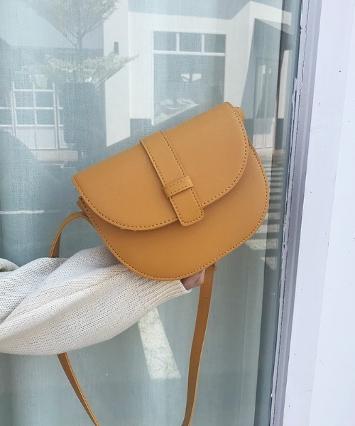 CLEA（クレア）の「アースカラーフラップショルダーバッグ（ショルダーバッグ・レディース・グリーン/アイボリー/キャメル・FREE）」の17枚目の写真