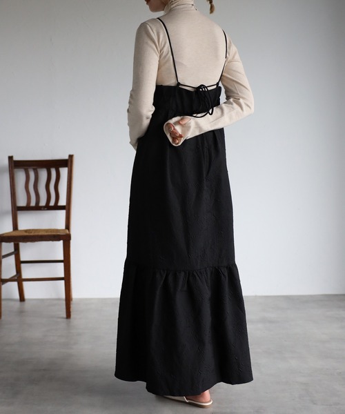 r.（アールドット）の「ふくれジャガード キャミワンピース（ワンピース・レディース・ブラック/ブルー/モカ/ライトベージュ・FREE）」の15枚目の写真