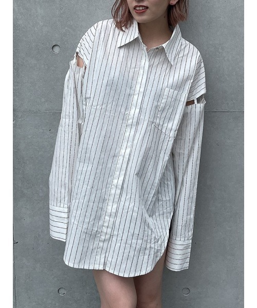 ENVYM（アンビー）の「アームスリットＳＨ（シャツ/ブラウス・レディース・ホワイト/ブラック/ストライプ・FREE）」の9枚目の写真