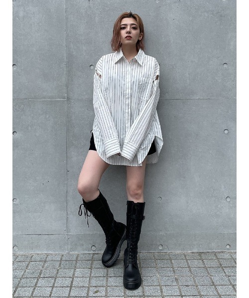 ENVYM（アンビー）の「アームスリットＳＨ（シャツ/ブラウス・レディース・ホワイト/ブラック/ストライプ・FREE）」の12枚目の写真