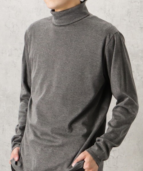 NAVY（ネイビー）の「NAVY スムースタートルネック ロングスリーブTシャツ（Tシャツ/カットソー・メンズ・グレイッシュベージュ/ブルー/チャコール/ホワイト/ブラック・XL/L/S/M）」の4枚目の写真