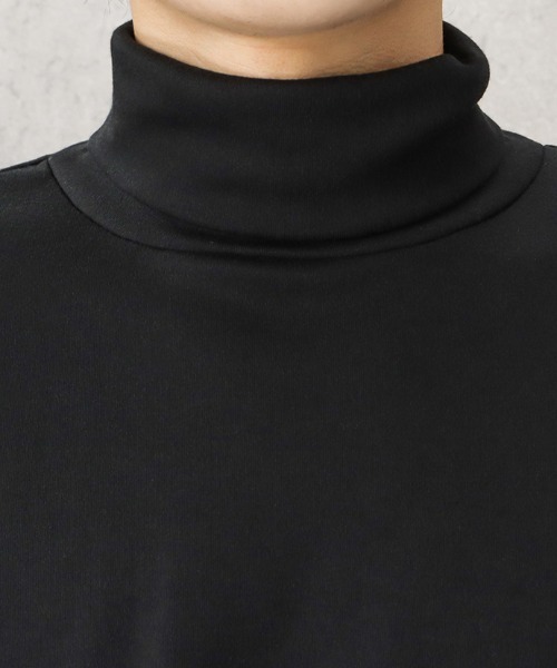 NAVY（ネイビー）の「NAVY スムースタートルネック ロングスリーブTシャツ（Tシャツ/カットソー・メンズ・グレイッシュベージュ/ブルー/チャコール/ホワイト/ブラック・XL/L/S/M）」の17枚目の写真