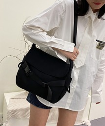 カジュアルショルダーバッグ