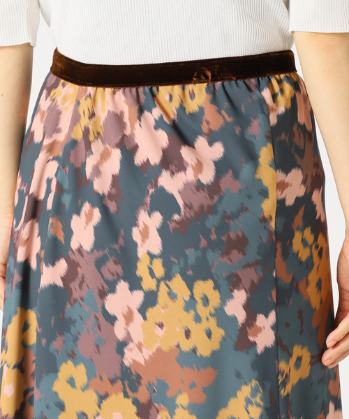 IENA（イエナ）の「Deveauxプリント バイヤススカート（スカート  