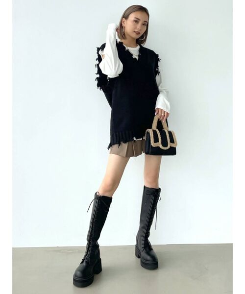 EMODA（エモダ）の「フェイクムートンフラップバッグ（ハンドバッグ・レディース・ブラック/ベージュ・FREE）」の21枚目の写真