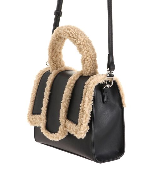 EMODA（エモダ）の「フェイクムートンフラップバッグ（ハンドバッグ・レディース・ブラック/ベージュ・FREE）」の14枚目の写真