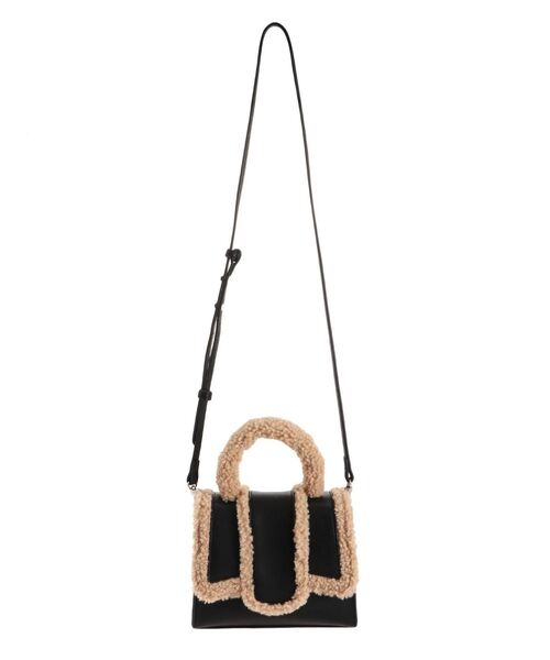 EMODA（エモダ）の「フェイクムートンフラップバッグ（ハンドバッグ・レディース・ブラック/ベージュ・FREE）」の5枚目の写真