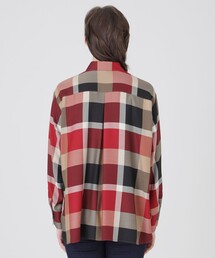 BLUE LABEL CRESTBRIDGE（ブルーレーベルクレストブリッジ）の