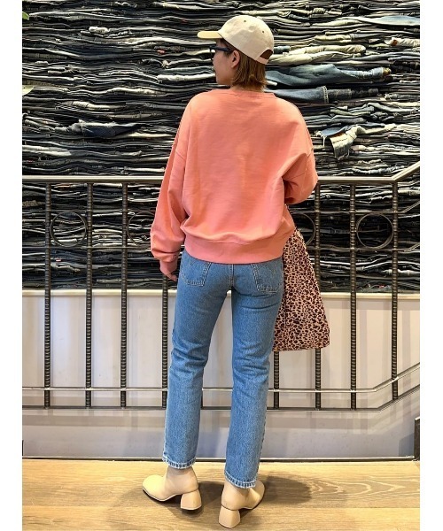 Champion(チャンピオン)の「【Champion】無地クルースウェット(スウェット・レディース・ブラック/オフホワイト/グリーン/ロイヤルブルー/オレンジ/レッド/ピンク/ホワイト/ブルー・M/L)」の14枚目の写真
