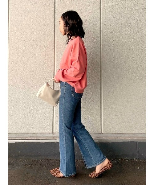 Champion(チャンピオン)の「【Champion】無地クルースウェット(スウェット・レディース・ブラック/オフホワイト/グリーン/ロイヤルブルー/オレンジ/レッド/ピンク/ホワイト/ブルー・M/L)」の18枚目の写真