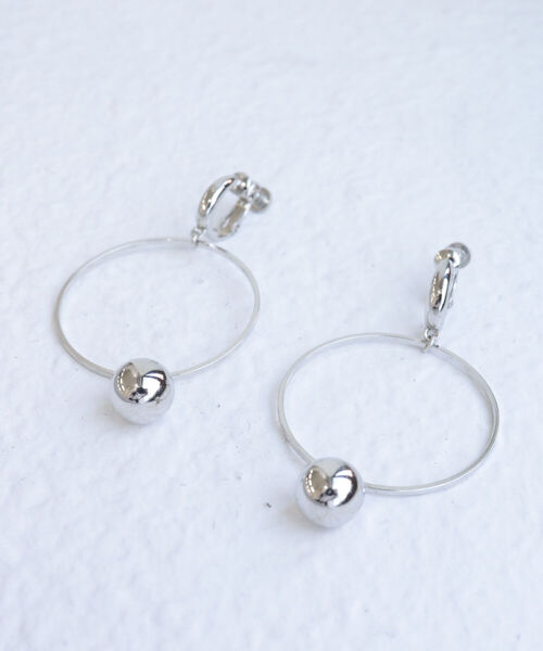 NOLLEY’S Sophi（ノーリーズソフィ）の「リングボールイヤリング（イヤリング・レディース・シルバー/ゴールド・FREE）」の9枚目の写真