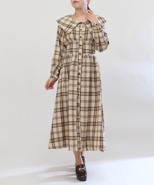 ASTORIA ODIER（アストリアオディール）の「ショールカラーバックリボンチェックワンピース（ワンピース・レディース・ベージュ/ネイビー/ワイン・MEDIUM）」の18枚目の写真