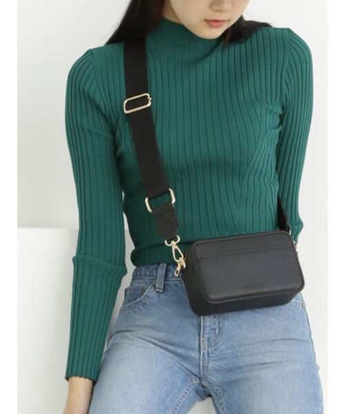 MURUA(ムルーア)の「ワイドリブタイトニット(ニット/セーター・レディース・アイボリー/ブラック/グリーン/ブルー・FREE)」の1枚目の写真