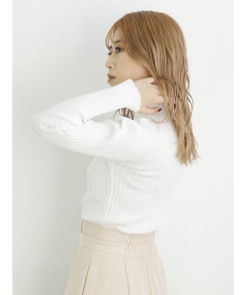 MURUA(ムルーア)の「ワイドリブタイトニット(ニット/セーター・レディース・アイボリー/ブラック/グリーン/ブルー・FREE)」の9枚目の写真