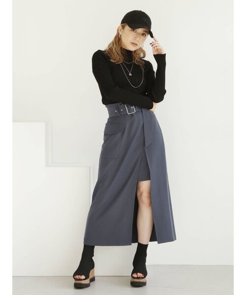 MURUA(ムルーア)の「ワイドリブタイトニット(ニット/セーター・レディース・アイボリー/ブラック/グリーン/ブルー・FREE)」の14枚目の写真