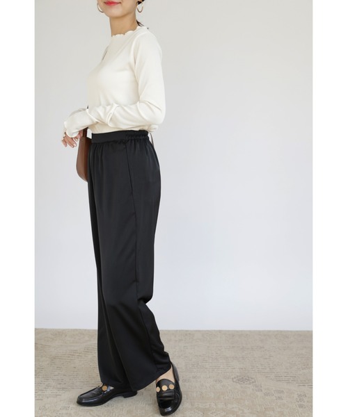 &. NOSTALGIA（アンドドットノスタルジア）の「【ZOZO限定】イージーサテンパンツ（その他パンツ・レディース・ブラック×ホワイト/ブラック・FREE）」の20枚目の写真