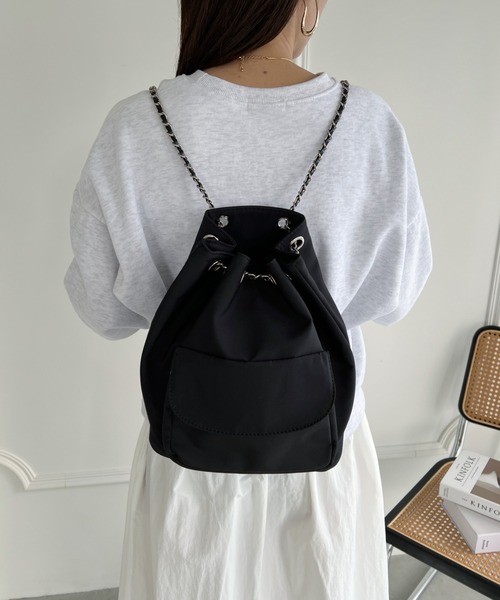 チェーンショルダーミニリュック セール】【 2color 】キルティングチェーンショルダーミニ