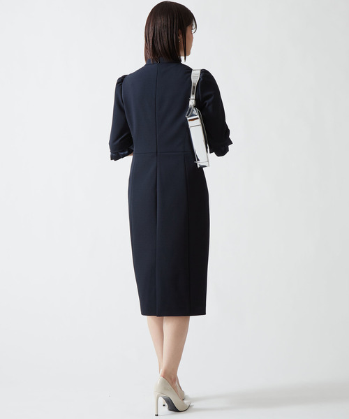 Tiara(ティアラ)の「タイトクラシカルワンピース(ワンピース・レディース・ネイビー/ブラック・M/S/L)」の16枚目の写真