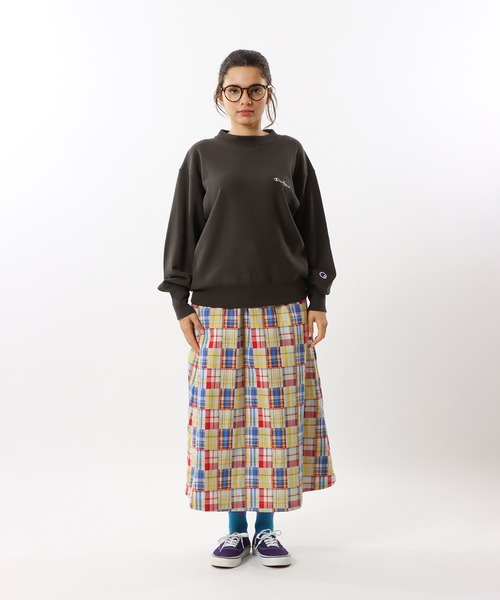 Champion(チャンピオン)の「【Champion/チャンピオン】レディース リバースウィーブ(R) クルーネックスウェットシャツ(スウェット・レディース・グレー/オートミール/ライトホワイト/グレイッシュブルー/ブラック系その他・MEDIUM/LARGE)」の11枚目の写真