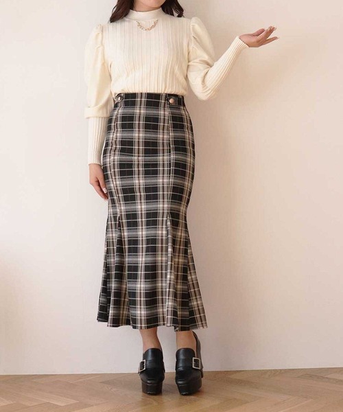 Crea titty&Co. PETIT(クレアティティーアンドコープチ)の「【Crea titty&Co.PETIT】フロントチェーンリブニット(Tシャツ/カットソー・レディース・アイボリー/ホワイト/ブラック・FREE)」の6枚目の写真