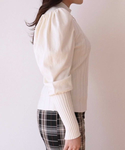 Crea titty&Co. PETIT(クレアティティーアンドコープチ)の「【Crea titty&Co.PETIT】フロントチェーンリブニット(Tシャツ/カットソー・レディース・アイボリー/ホワイト/ブラック・FREE)」の9枚目の写真