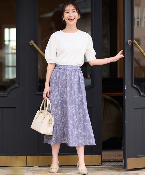 ANY SIS(エニィスィス)の「【洗える】ラインフラワーストライプ スカート(スカート・レディース・スカイブルー系4/アイボリー系4・1/3/2)」の6枚目の写真