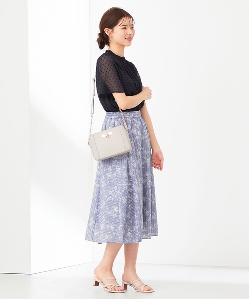 ANY SIS(エニィスィス)の「【洗える】ラインフラワーストライプ スカート(スカート・レディース・スカイブルー系4/アイボリー系4・1/3/2)」の5枚目の写真
