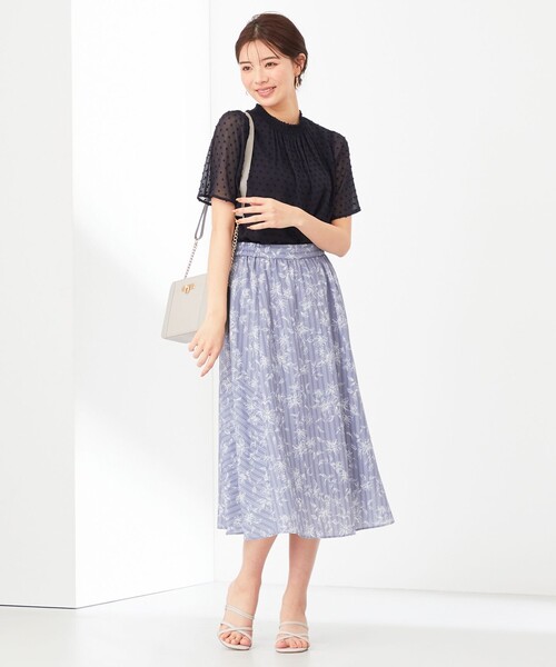 ANY SIS(エニィスィス)の「【洗える】ラインフラワーストライプ スカート(スカート・レディース・スカイブルー系4/アイボリー系4・1/3/2)」の4枚目の写真