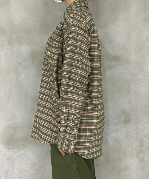 MUHET（ミュエータ）の「アソートレギュラーカラーシャツ（シャツ/ブラウス・レディース・その他/オフホワイト/イエロー/グリーン系その他・LARGE/MEDIUM/SMALL）」の16枚目の写真