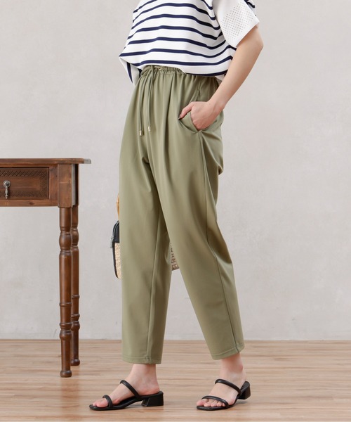 Chez toi(シェトワ)の「360度ストレッチテーパードパンツ(その他パンツ・レディース・グレイッシュベージュ/オレンジ/ブラック/カーキ・FREE)」の6枚目の写真