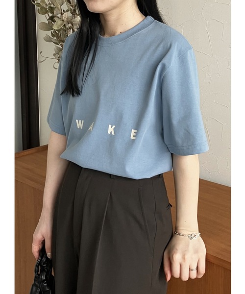 reca（レカ）の「選べる2サイズ展開！オーバーサイズロゴTシャツ（Tシャツ/カットソー・レディース・ブラック系その他2/グレー系その他2/ホワイト系その他3/グレイッシュベージュ/ブラック/ホワイト系その他2/ホワイト/ブルー系その他/チャコール/グレー系その他/ブルー・FREE）」の10枚目の写真