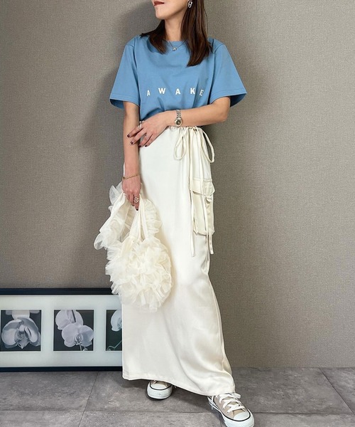 reca（レカ）の「選べる2サイズ展開！オーバーサイズロゴTシャツ（Tシャツ/カットソー・レディース・ブラック系その他2/グレー系その他2/ホワイト系その他3/グレイッシュベージュ/ブラック/ホワイト系その他2/ホワイト/ブルー系その他/チャコール/グレー系その他/ブルー・FREE）」の12枚目の写真