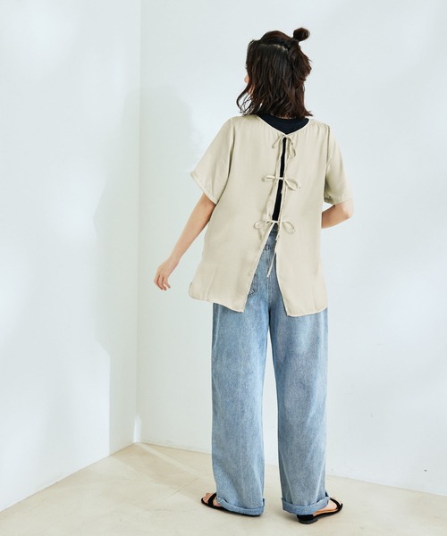Jayro(ジャイロ)の「薄手ビンテージサテンバックリボンブラウス(シャツ/ブラウス・レディース・ブラック/グレー系その他/ベージュ・M)」の8枚目の写真