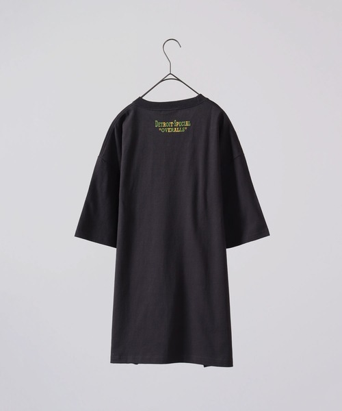FUNALIVE(ファンアライブ)の「FINCK'S ポケット付き サガラ刺繍 オーバーサイズ半袖Tシャツ(Tシャツ/カットソー・メンズ・チャコールグレー/オフホワイト/サンドベージュ・L/XL/M)」の9枚目の写真