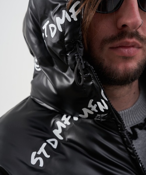 STUD MUFFIN（スタッドマフィン）の「STUD MUFFIN/スタッドマフィン/バイアスロゴ ナイロンボンディングパフィージャケット（その他アウター・メンズ・ブラック・2/3/4）」の5枚目の写真