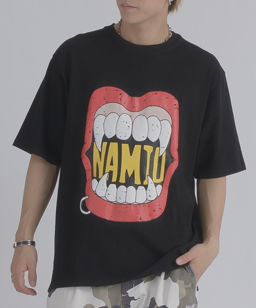 RE730(アールイーセブンサーティー)の「RE730 なみおくんビッグマウスTシャツ(Tシャツ/カットソー・メンズ・ブラック/オフホワイト・MEDIUM/LARGE/X-LARGE)」の1枚目の写真