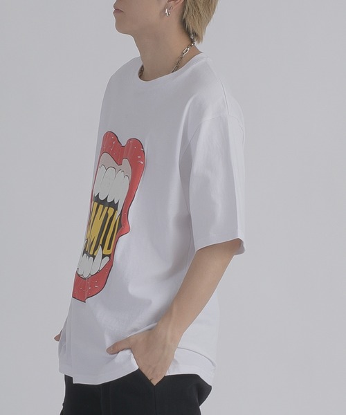 RE730(アールイーセブンサーティー)の「RE730 なみおくんビッグマウスTシャツ(Tシャツ/カットソー・メンズ・ブラック/オフホワイト・MEDIUM/LARGE/X-LARGE)」の15枚目の写真