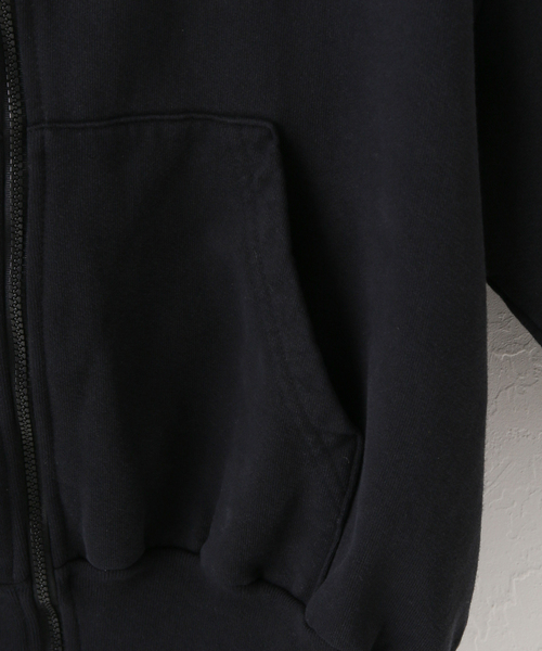 PULP/417EDIFICE(パルプフォーワンセブンエディフィス)の「【HOLIDAY / ホリデー】SHOOTING STARS ZIP HOODIE(パーカー・メンズ・ブラック・SMALL/MEDIUM/LARGE)」の8枚目の写真