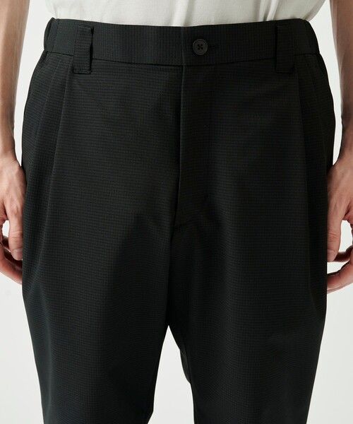 UNITED TOKYO（ユナイテッドトウキョウ）の「Dry mesh ストレッチアンクルスラックス（スラックス・メンズ・ブラック/その他3/ライトベージュ/その他4/ダークグレー・3/1/2）」の13枚目の写真