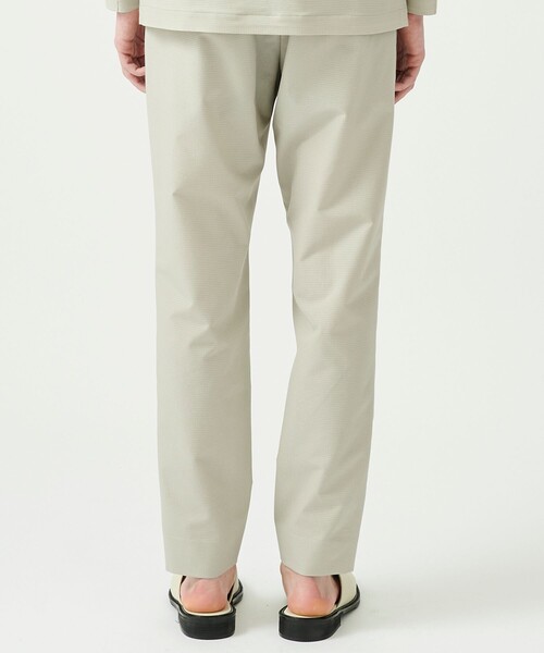 UNITED TOKYO（ユナイテッドトウキョウ）の「Dry mesh ストレッチアンクルスラックス（スラックス・メンズ・ブラック/その他3/ライトベージュ/その他4/ダークグレー・3/1/2）」の14枚目の写真