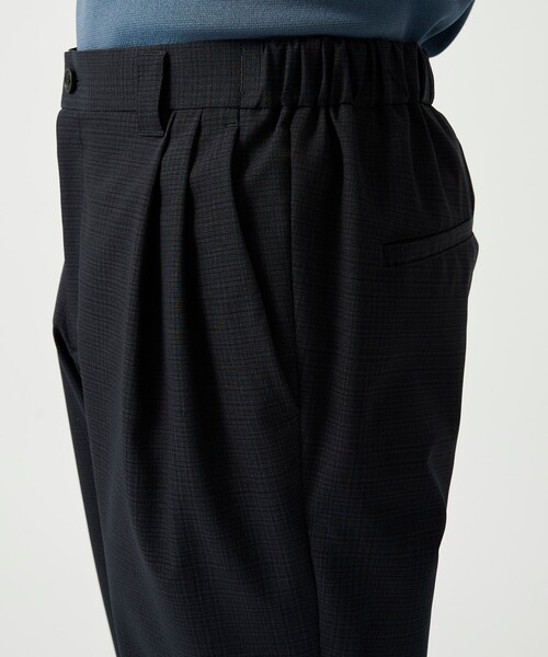 UNITED TOKYO（ユナイテッドトウキョウ）の「Dry mesh ストレッチアンクルスラックス（スラックス・メンズ・ブラック/その他3/ライトベージュ/その他4/ダークグレー・3/1/2）」の16枚目の写真