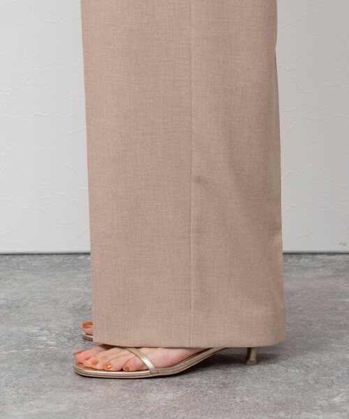 NOLLEY’S（ノーリーズ）の「《セットアップ対応》ウォッシャブル麻調タックワイドパンツ（その他パンツ・レディース・キナリ/ベージュ/ネイビー・38/36）」の9枚目の写真