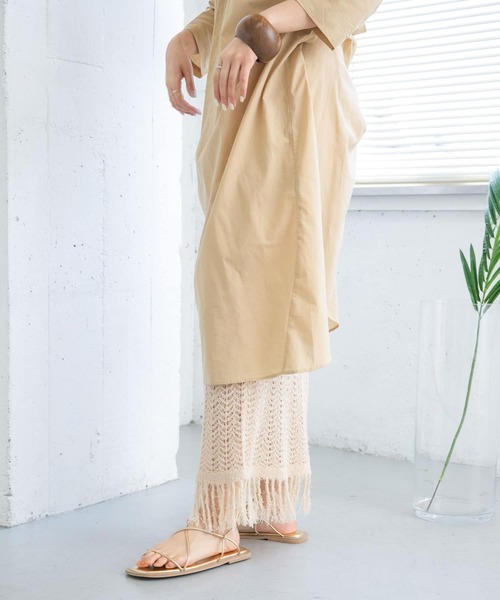 KBF(ケイビーエフ)の「フリンジ透かし編みニットスカート(スカート・レディース・ブラック/ベージュ/ブラウン・ONE)」の21枚目の写真