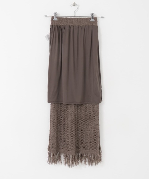 KBF(ケイビーエフ)の「フリンジ透かし編みニットスカート(スカート・レディース・ブラック/ベージュ/ブラウン・ONE)」の17枚目の写真